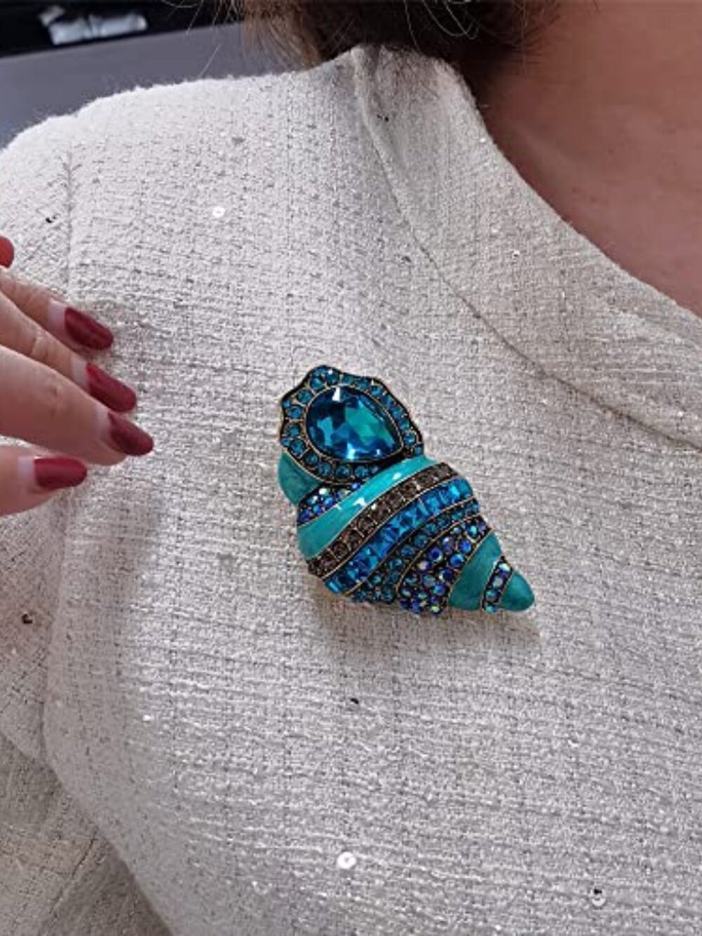 Conch Brooch Pin for Women Girls Fashion Exquisite Big Blue Crystal